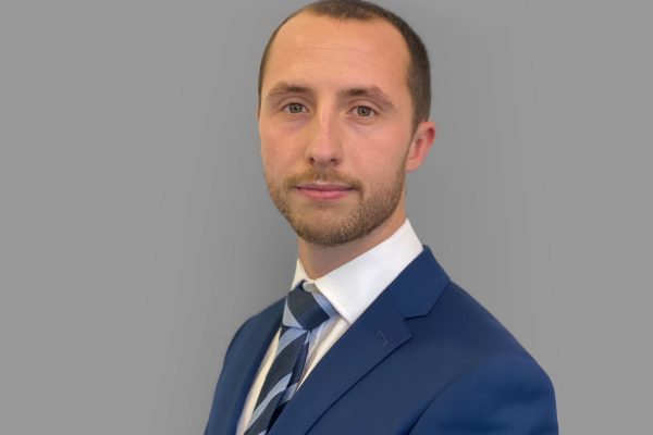 Mason Elliot Adviser